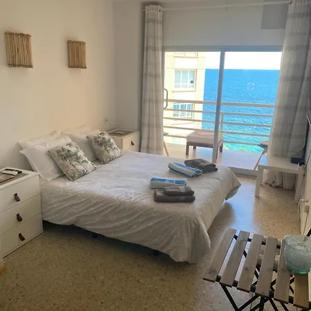 Апартаменты Beachfront Magic *